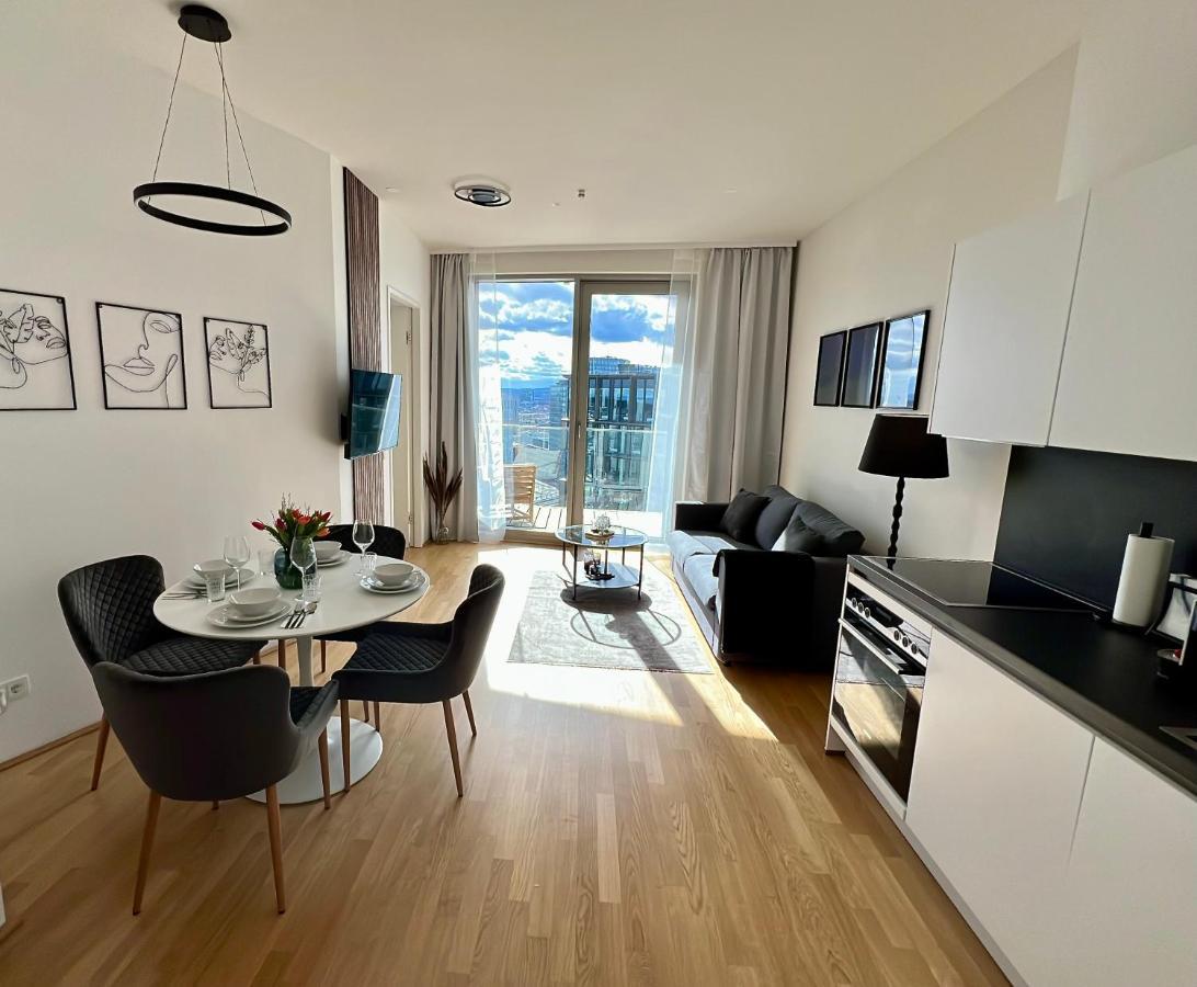 Cozy Property At Belvedere Виена Екстериор снимка